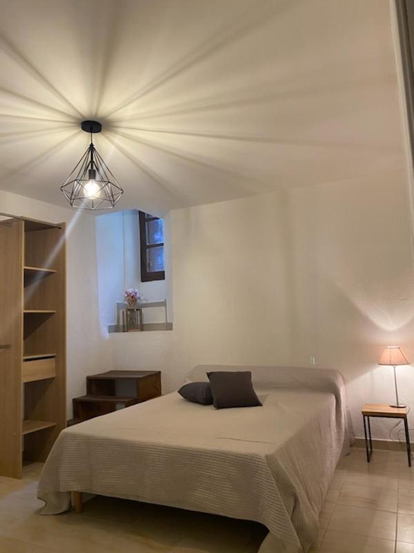 Appartement De Charme Vieille Ville Корт Экстерьер фото