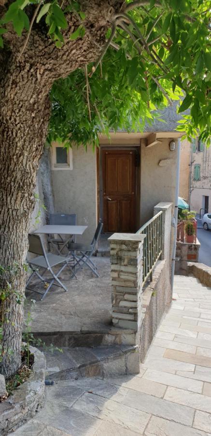 Appartement De Charme Vieille Ville Корт Экстерьер фото